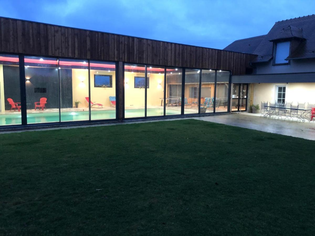 Cottage piscine intérieure31degrés ZOO LA FLECHE24H du Mans Clermont-Creans Exterior foto